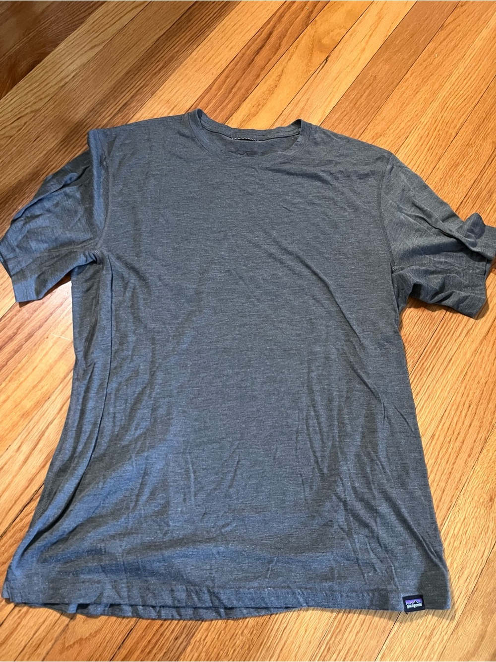 Patagonia Men's Capilene Cool Trail Shirt Charcoal Gray Medium
